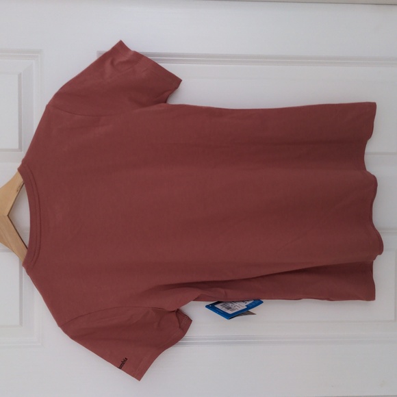 NWT Columbia Tee Find Your True North - Picture 4 of 4